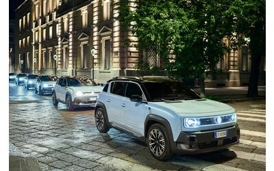 Renault 4 protagonista alla Milano Fashion week
