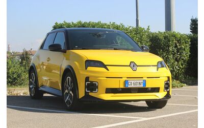 Renault 5 e Renault 4 versioni a benzina non arriveranno mai c 039 la conferma ed ecco perch