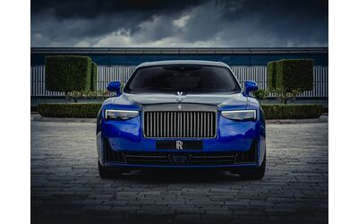 Rolls Royce Black Badge Ghost Gamer la prima Bespoke ispirata ai videogiochi vintage