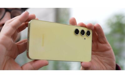 Samsung Galaxy A56 sarà il primo Galaxy A con ricarica a 45 W