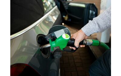 Se si sbaglia rifornimento, questo strumento può salvare l'auto (e il portafoglio)