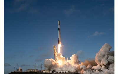 Starlink: SpaceX continua l'espansione della megacostellazione