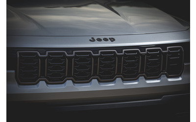 Stellantis, in arrivo nuovi motori ibridi per l'Europa. La nuova Jeep Cherokee ci offre un'anteprima