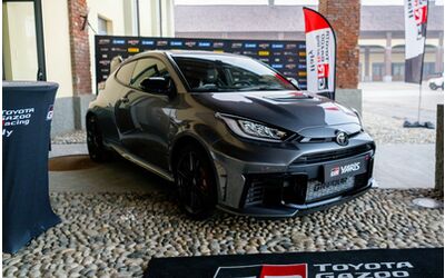 Toyota GR Yaris MY25, più cattiva che mai: debutta l’Aero Performance
