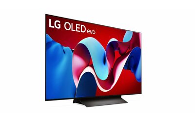 TV LG OLED evo da 48 pollici: nuovo minimo su Amazon con lo sconto del 49%