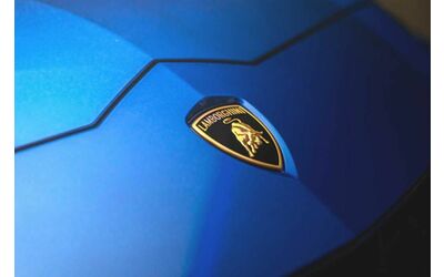 Vende una Lamborghini Diablo ma talmente rara che la ricompra