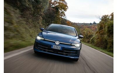 Volkswagen Golf nel 2026 arriva il nuovo Full Hybrid