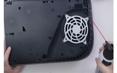Come pulire la PS5 con aria compressa in estate (e quale kit comprare)