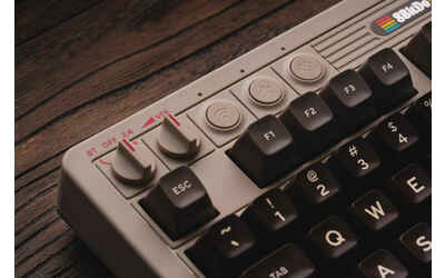 La tastiera meccanica per PC perfetta per il retrogaming vi riporta agli anni ’80