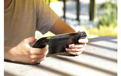Nuova console in arrivo a ottobre 2025: costa pochissimo e ha 200 giochi gratis