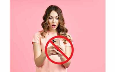 Nuova legge contro lo smartphone, guai a usarlo: vale per tutti