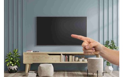 Ottime notizie per chi vuole una smart TV OLED il trucco per risparmiare