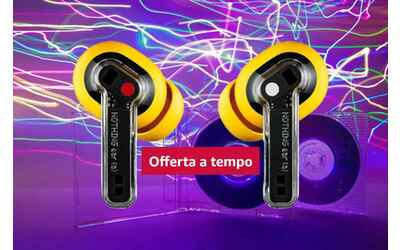 Sconto spaziale su queste cuffie che sembrano uscite da un film cyberpunk