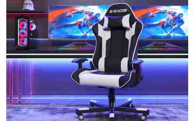 Sedia da gaming XL a soli 99 euro: ti fa anche un massaggio mentre giochi
