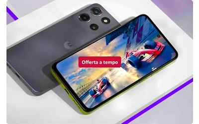 Smartphone Motorola a metà prezzo, affare incredibile: già venduti 1000