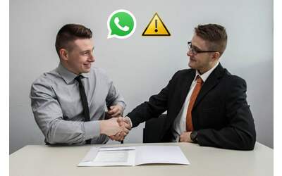 Vogliamo assumerti, possiamo incontrarci? La truffa per chi cerca lavoro su Whatsapp