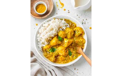 Curry di cavolfiore con riso basmati