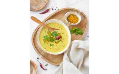 Curry di lenticchie rosse con latte di cocco