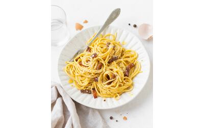 Pasta alla carbonara autentica e perfetta con un trucco infallibile