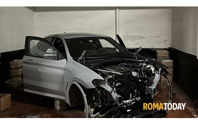 Allarme auto cannibalizzate, a Roma sud si organizzano le ronde contro le bande di ladri