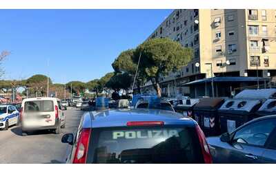 Blitz all'alba contro le piazze di spaccio di Tor Bella Monaca