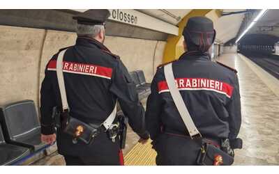 Borseggiatori a caccia di turisti in metro e sui bus. Sedici gli arresti