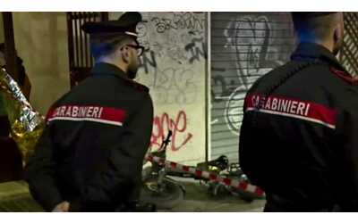 Cos'è la “guerra delle grucce” approdata a Roma con il duplice omicidio del Pigneto