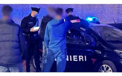 Droga venduta nelle ore della movida, due arresti. Uno ha 17 anni