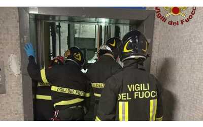 Incidente sul lavoro: operaio precipita in un ascensore alla stazione Termini, grave 30enne