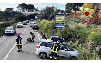 Incidente sull'Aurelia, scontro tra auto. Due i feriti