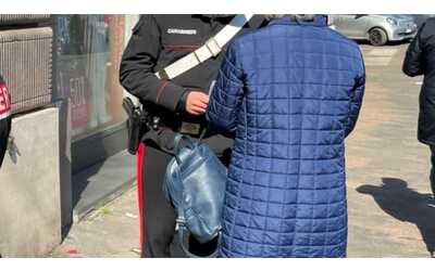 L'esattore degli anziani: truffa 11 nonne facendosi consegnare soldi e gioielli per 300mila euro