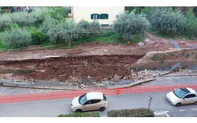 Muro crolla sulla strada e invade la carreggiata: paura a Roma 70