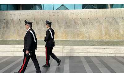 Ncc abusivi e furti al duty free. La stretta dei carabinieri all'aeroporto di Fiumicino