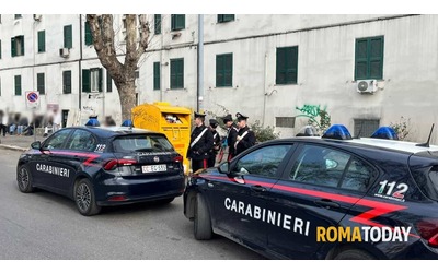 Quarticciolo: carabinieri fermano pusher. In due intervengono per evitare l'arrestato