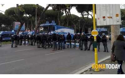 Roma-Lazio, derby in notturna dopo 6 anni: città blindata. Duemila agenti schierati