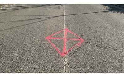 Si rompe una conduttura, via degli Angeli a rischio voragine: 