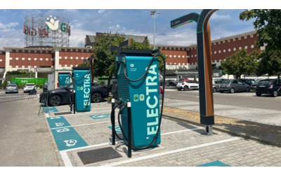 accordo Electra-Eurocommercial: nuove stazioni ultrafast in 6 città del Centro-Nord