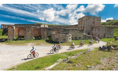 Alta via del sale di Cuneo: la spettacolare strada bianca che unisce le Alpi al mare
