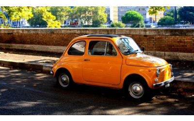 Auto d’epoca: la Ford Mustang è la più cercata in Europa, mentre in Italia trionfa la Fiat 500