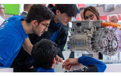 E-Tech Europe 2025: torna la fiera su batterie e veicoli elettrici