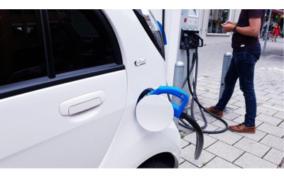 Fondazione Eni Enrico Mattei solo il 14 delle nuove vendite sono auto elettriche
