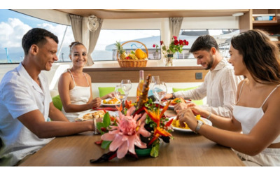 Luxury Sailing, una crociera diversa: sostenibilità, yoga e cucina sarda