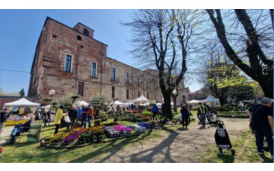 Ortoflora Natura 2026 Carmagnola si trasforma nei Giardini delle Arti