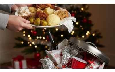 Sprechi natalizi ogni anno sugli scaffali oltre un miliardo di tonnellate di cibo invenduto