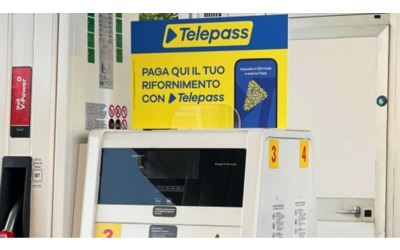 Svolta digitale al distributore con Telepass e PAD Multienergy il rifornimento si paga con un tocco